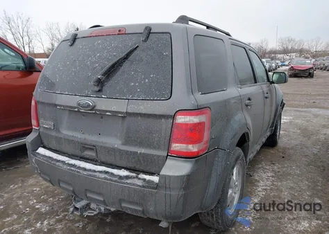 2010 Ford Escape Xlt из США, поврежденный, VIN 1FMCU0D76AKA42828